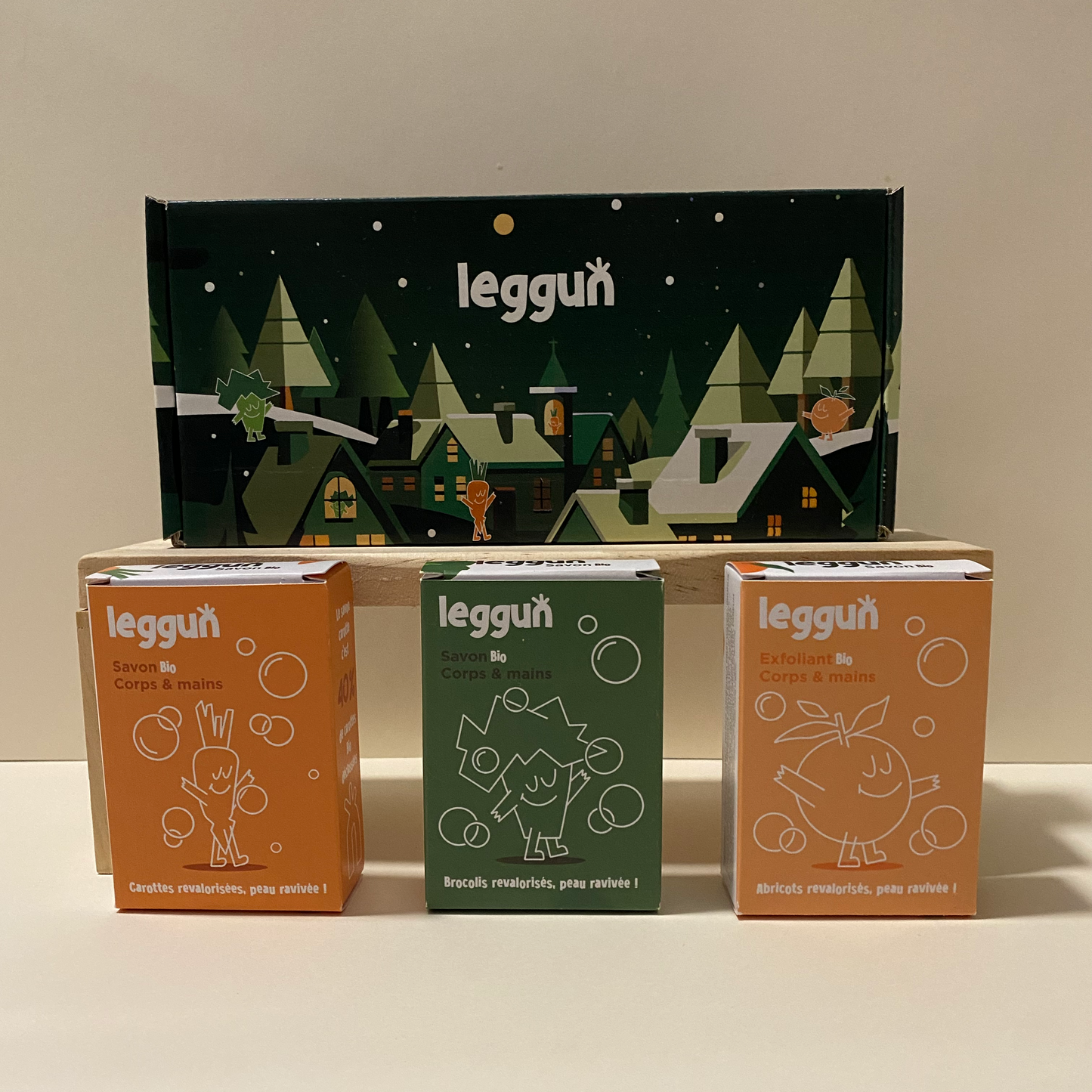 Coffret de noel avec ses 3 savons surgras